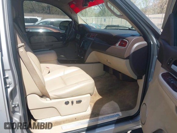 2008 GMC Sierra Denali z VIN 2GTEK638481176683, wystawiony jako IAAI lot #42003540 z przebiegiem 168 367 mil mil oraz . Historia ofert i sprzedaży dostępna na DreamBid. Obrazek 5.