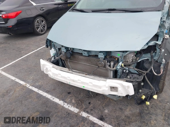 2015 Toyota Prius Two with VIN JTDZN3EU4FJ025444, listed as a IAAI auction lot 41560418 with 131,531 mi miles and . Bid and sale history available at DreamBid. Image 6.
