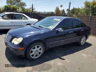 2002 Mercedes-Benz C 230/260/280/320 с VIN WDBRF61J82F233591, выставлен на аукционе Copart как лот 66649705 с пробегом 143 840 миль миль и Чистый • Clean title. История ставок и продаж доступна на DreamBid. Изображение 1.