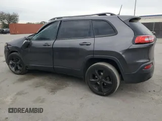 2018 Jeep Cherokee Limited z VIN 1C4PJLDB2JD621355, wystawiony jako Copart lot #88645085 z przebiegiem 135 787 mil mil oraz Szkoda całkowita • Salvage title. Historia ofert i sprzedaży dostępna na DreamBid. Obrazek 2.