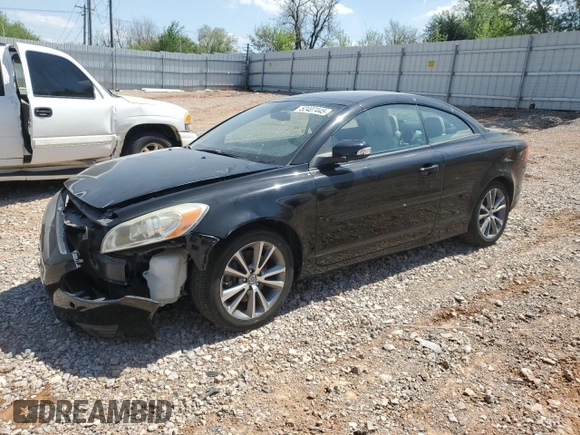 2011 Volvo C70 z VIN YV1672MC0BJ107689, wystawiony jako Copart lot #52407445 z przebiegiem Nie podano mil oraz Szkoda całkowita • Salvage title. Historia ofert i sprzedaży dostępna na DreamBid. Obrazek 1.