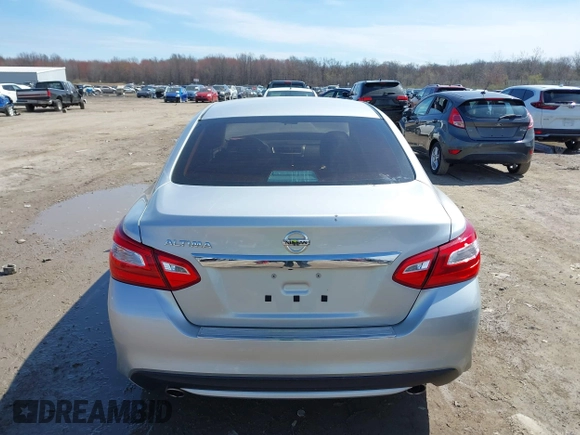 2017 Nissan Altima SV with VIN 1N4AL3AP1HC133200, listed as a IAAI auction lot 41996708 with 80,196 mi miles and . Bid and sale history available at carsss.com. Image 17.