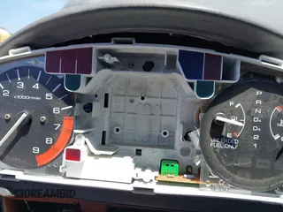 1994 Honda Civic DX z VIN 2HGEJ2122RH524243, wystawiony jako IAAI lot #42483854 z przebiegiem Nie podano mil oraz . Historia ofert i sprzedaży dostępna na DreamBid. Obrazek 7.