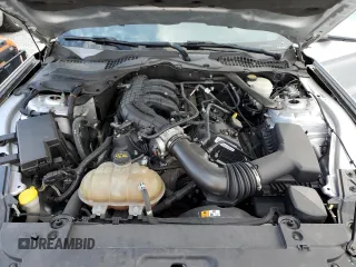 2015 Ford Mustang V6 z VIN 1FATP8EM2F5359953, wystawiony jako Copart lot #62701295 z przebiegiem 138 001 mil mil oraz Szkoda całkowita • Salvage title. Historia ofert i sprzedaży dostępna na DreamBid. Obrazek 11.