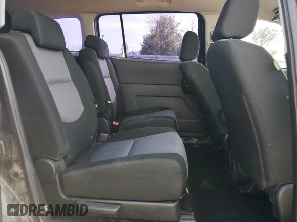 2007 Mazda 5 Sport with VIN JM1CR293370155146, listed as a Copart auction lot 71781894 with 188,471 mi miles and Non Repairable. Bid and sale history available at DreamBid. Image 11.