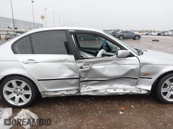 2000 BMW 3 Series 328i with VIN WBAAM533XYEJ40578, listed as a IAAI auction lot 42497924 with Not provided miles and . Bid and sale history available at DreamBid. Image 14.