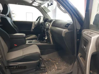 2017 Toyota 4Runner SR5 with VIN JTEBU5JR3H5412625, listed as a IAAI auction lot 41890217 with 34,717 mi miles and . Bid and sale history available at DreamBid. Image 5.