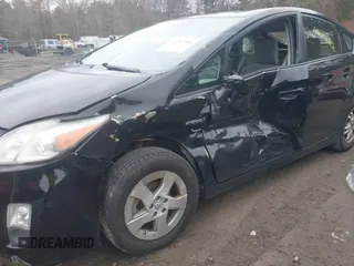 2011 Toyota Prius I with VIN JTDKN3DU2B1385471, listed as a IAAI auction lot 42017682 with 136,304 mi miles. Bid and sale history available at carsss.com. Image 6.