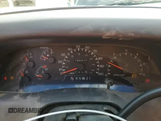 2000 Ford F-250 with VIN 1FTNF21S9YEA14056, listed as a Copart auction lot 80151994 with 165,477 mi miles and Salvage title. Bid and sale history available at DreamBid. Image 9.
