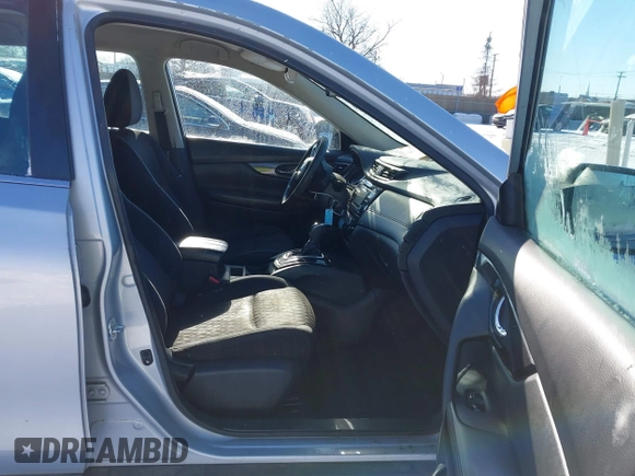 2017 Nissan Rogue SL with VIN 5N1AT2MV3HC791384, listed as a IAAI auction lot 41319989 with 112,195 mi miles. Bid and sale history available at carsss.com. Image 5.