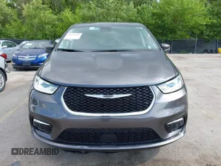 2023 Chrysler Pacifica Touring L with VIN 2C4RC1BG6PR612749, listed as a IAAI auction lot 42612932 with 69,931 mi miles and . Bid and sale history available at DreamBid. Image 12.