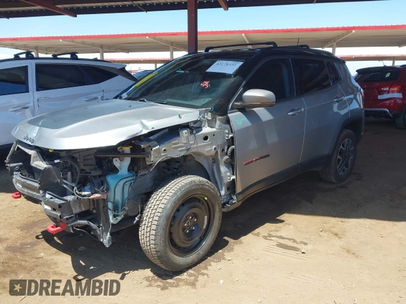 2019 Jeep Compass Trailhawk z VIN 3C4NJDDB1KT812953, wystawiony jako IAAI lot #42178451 z przebiegiem 76 269 mil mil oraz . Historia ofert i sprzedaży dostępna na DreamBid. Obrazek 17.