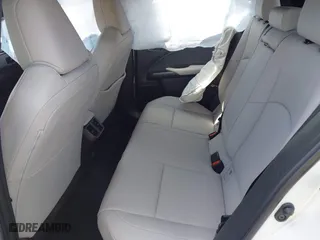 2021 Lexus UX with VIN JTHP9JBH0M2039502, listed as a IAAI auction lot 41868672 with 17,496 mi miles. Bid and sale history available at carsss.com. Image 8.