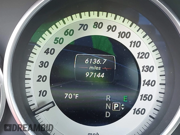 2015 Mercedes-Benz E 350 Sport with VIN WDDHF5KB4FB108718, listed as a IAAI auction lot 42014333 with 97,144 mi miles and . Bid and sale history available at DreamBid. Image 16.