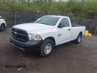 2022 Ram 1500 Tradesman z VIN 3C6JR6DG4NG330058, wystawiony jako IAAI lot #41903518 z przebiegiem 41 210 mil mil oraz . Historia ofert i sprzedaży dostępna na DreamBid. Obrazek 2.