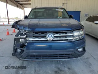 2018 Volkswagen Atlas SE with VIN 1V2DR2CA2JC579756, listed as a Copart auction lot 52103165 with 102,437 mi miles and Salvage title. Bid and sale history available at DreamBid. Image 5.