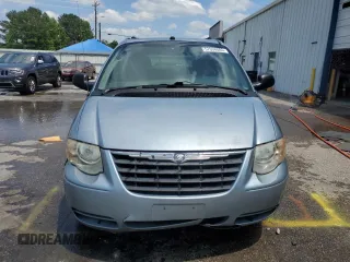 2005 Chrysler Town & Country LX z VIN 2C4GP44R95R519278, wystawiony jako Copart lot #57036085 z przebiegiem 202 229 mil mil oraz Szkoda całkowita • Salvage title. Historia ofert i sprzedaży dostępna na DreamBid. Obrazek 5.