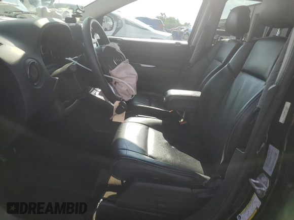 2017 Jeep Compass High Altitude with VIN 1C4NJDEB2HD163533, listed as a Copart auction lot 62474275 with 76,770 mi miles and Clean title. Bid and sale history available at DreamBid. Image 7.