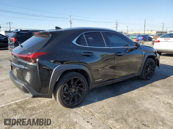 2020 Lexus UX with VIN JTHX9JBH9L2035687, listed as a Copart auction lot 71314652 with 43,542 mi miles. Bid and sale history available at carsss.com. Image 3.