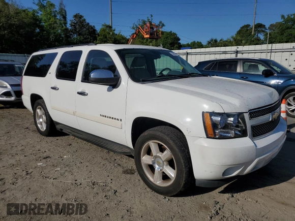 2008 Chevrolet Suburban LT w/2LT with VIN 3GNFC16038G200111, listed as a Copart auction lot 54921175 with 490,511 mi miles and Clean Title. Bid and sale history available at carsss.com. Image 4.