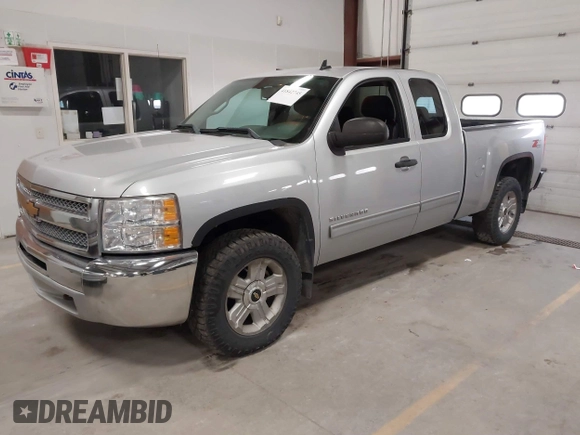 2013 Chevrolet Silverado 1500 LT with VIN 1GCRKSE73DZ328002, listed as a IAAI auction lot 41842745 with 124,496 mi miles and . Bid and sale history available at DreamBid. Image 17.
