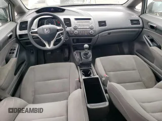 2010 Honda Civic z VIN 19XFA1E39AE028789, wystawiony jako Copart lot #71501844 z przebiegiem 136 429 mil mil oraz Szkoda całkowita • Salvage title. Historia ofert i sprzedaży dostępna na DreamBid. Obrazek 8.