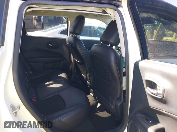 2020 Jeep Compass Latitude с VIN 3C4NJDBBXLT203932, выставлен на аукционе IAAI как лот 41830978 с пробегом 49 421 миль миль и . История ставок и продаж доступна на DreamBid. Изображение 8.