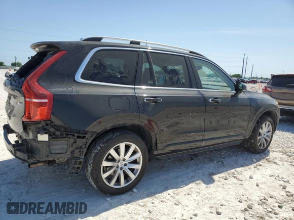 2017 Volvo XC90 Momentum z VIN YV4A22PK5H1128206, wystawiony jako Copart lot #52108315 z przebiegiem 69 510 mil mil oraz Szkody całkowita. Historia ofert i sprzedaży dostępna na DreamBid. Obrazek 3.