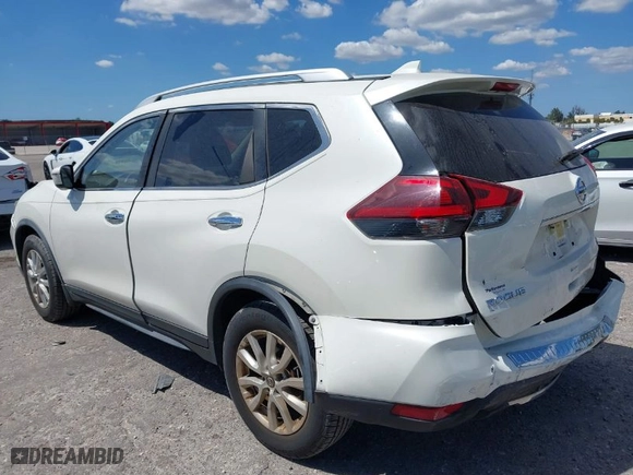 2019 Nissan Rogue SV with VIN JN8AT2MT4KW261907, listed as a IAAI auction lot 41828374 with NaN miles. Bid and sale history available at carsss.com. Image 19.