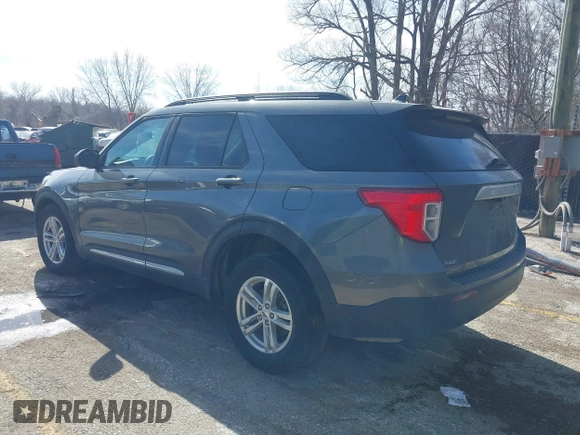 2023 Ford Explorer XLT with VIN 1FMSK8DH5PGA18458, listed as a IAAI auction lot 41619596 with 39,727 mi miles. Bid and sale history available at carsss.com. Image 3.