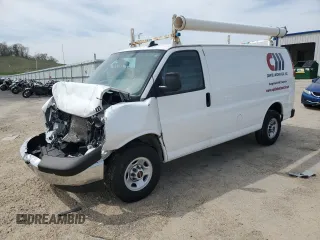 2021 GMC Savana Cargo z VIN 1GTW7AF76M1181413, wystawiony jako Copart lot #55313815 z przebiegiem Nie podano mil oraz Szkody całkowita. Historia ofert i sprzedaży dostępna na DreamBid. Obrazek 1.