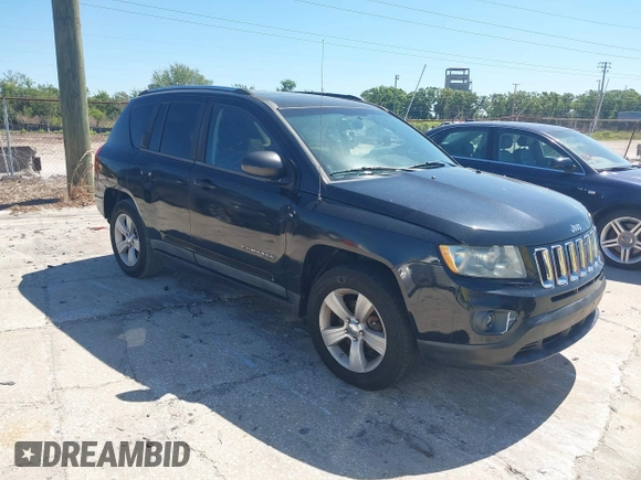 2011 Jeep Compass with VIN 1J4NT1FB6BD195524, listed as a IAAI auction lot 41844275 with 158,534 mi miles. Bid and sale history available at carsss.com. Image 1.