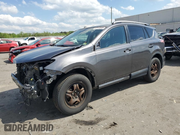 2018 Toyota RAV4 LE with VIN 2T3BFREV1JW757258, listed as a Copart auction lot 52914565 with 61,237 mi miles and Salvage Title. Bid and sale history available at carsss.com. Image 1.