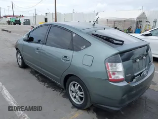 2004 Toyota Prius with VIN JTDKB20U840019578, listed as a IAAI auction lot 42045925 with Not Provided miles and . Bid and sale history available at DreamBid. Image 3.