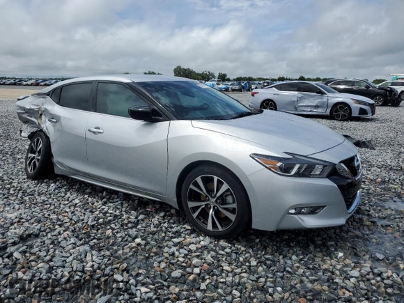 2018 Nissan Maxima S z VIN 1N4AA6APXJC390448, wystawiony jako Copart lot #56605685 z przebiegiem 18 101 mil mil oraz Szkoda całkowita • Salvage title. Historia ofert i sprzedaży dostępna na DreamBid. Obrazek 4.