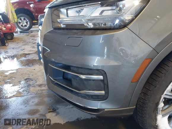 2017 Audi Q7 Premium Plus with VIN WA1LAAF71HD056659, listed as a IAAI auction lot 41729649 with 105,685 mi miles. Bid and sale history available at carsss.com. Image 6.