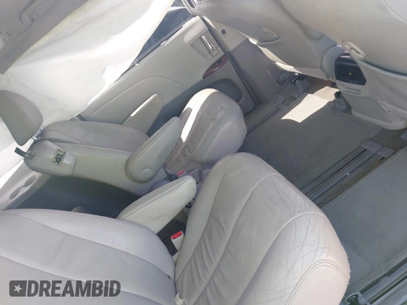 2014 Toyota Sienna XLE with VIN 5TDYK3DC4ES419928, listed as a IAAI auction lot 41976538 with 144,405 mi miles. Bid and sale history available at carsss.com. Image 7.