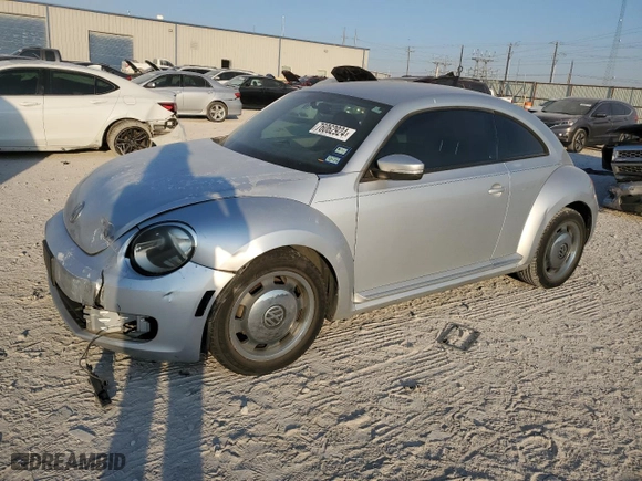 2012 Volkswagen Beetle 2.5L with VIN 3VWJX7ATXCM613081, listed as a Copart auction lot 76062924 with 107,442 mi miles and Clean Title. Bid and sale history available at carsss.com. Image 1.