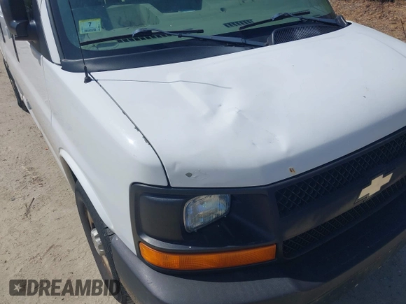 2008 Chevrolet Express Cargo Van with VIN 1GCGG25C381208002, listed as a IAAI auction lot 42067122 with 165,007 mi miles. Bid and sale history available at carsss.com. Image 12.