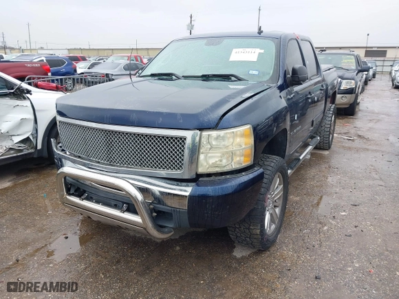 2011 Chevrolet Silverado 1500 LS with VIN 3GCPCREA0BG155187, listed as a IAAI auction lot 41343114 with 96,458 mi miles. Bid and sale history available at carsss.com. Image 17.