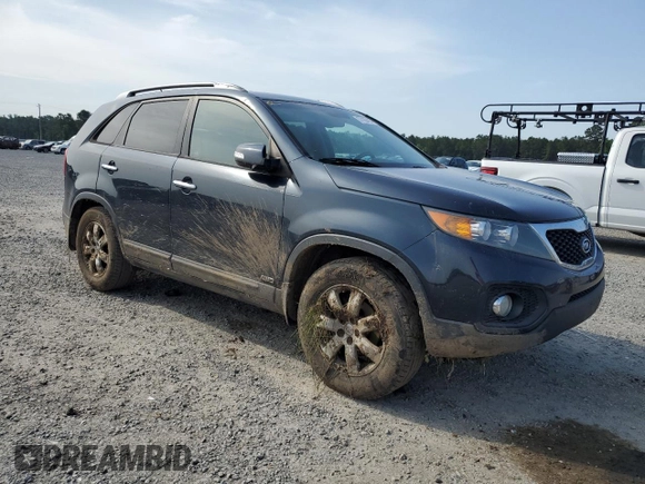 2013 Kia Sorento LX with VIN 5XYKTCA65DG314182, listed as a Copart auction lot 57438425 with 219,691 mi miles and Salvage title. Bid and sale history available at DreamBid. Image 4.
