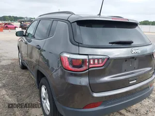 2018 Jeep Compass Sport с VIN 3C4NJCABXJT271687, выставлен на аукционе IAAI как лот 42644247 с пробегом 124 233 миль миль и . История ставок и продаж доступна на DreamBid. Изображение 21.