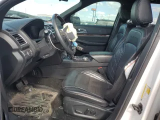 2019 Ford Explorer Platinum с VIN 1FM5K8HTXKGA78112, выставлен на аукционе Copart как лот 55954715 с пробегом 67 959 миль миль и Списание • Salvage title. История ставок и продаж доступна на DreamBid. Изображение 7.