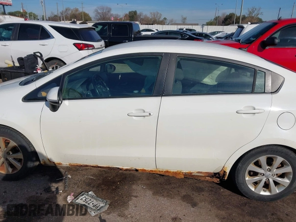 2015 Kia Rio EX with VIN KNADN4A31F6425359, listed as a IAAI auction lot 41345129 with 207,623 mi miles. Bid and sale history available at carsss.com. Image 13.