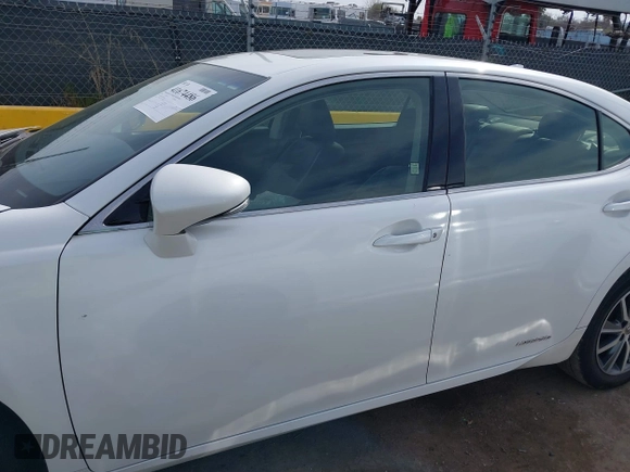 2016 Lexus ES 300h with VIN JTHBW1GG4G2114905, listed as a IAAI auction lot 41674486 with 185,835 mi miles and . Bid and sale history available at DreamBid. Image 15.