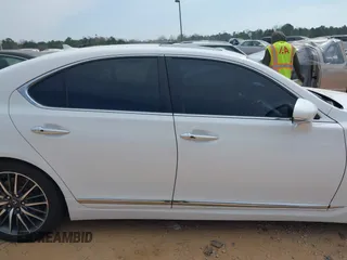 2013 Lexus LS 460 z VIN JTHCL5EF5D5016815, wystawiony jako IAAI lot #41794829 z przebiegiem 224 029 mil mil oraz . Historia ofert i sprzedaży dostępna na DreamBid. Obrazek 13.