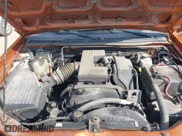 2005 Chevrolet Colorado 1SF LS Z71 with VIN 1GCDT136758169021, listed as a IAAI auction lot 42175159 with 217,734 mi miles. Bid and sale history available at carsss.com. Image 10.