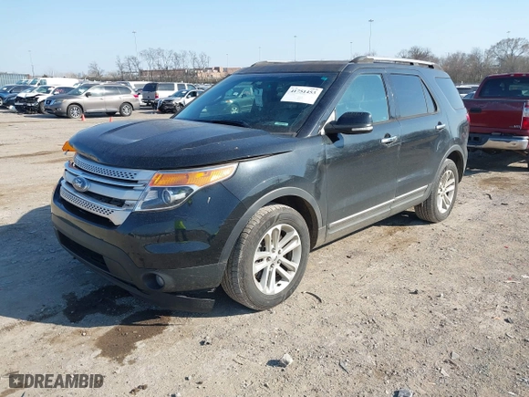 2014 Ford Explorer XLT with VIN 1FM5K7D90EGA20681, listed as a IAAI auction lot 41751453 with 193,709 mi miles. Bid and sale history available at carsss.com. Image 17.