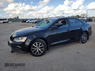 2016 Volkswagen Jetta Sedan 1.4T SE with VIN 3VWD67AJ0GM390490, listed as a Copart auction lot 44711055 with 185,046 mi miles and Salvage Title. Bid and sale history available at carsss.com. Image 1.