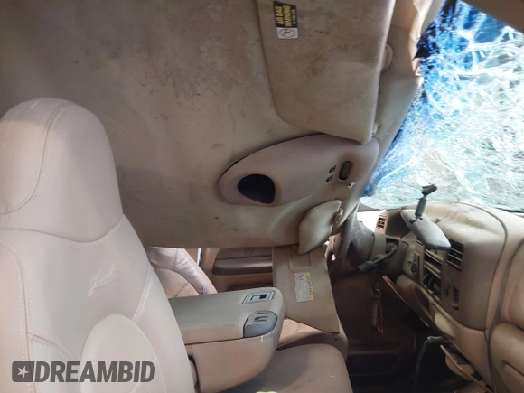 1999 Ford F-250 XL с VIN 1FTNX21S3XEC39018, выставлен на аукционе IAAI как лот 42238794 с пробегом Не указан миль и . История ставок и продаж доступна на DreamBid. Изображение 5.